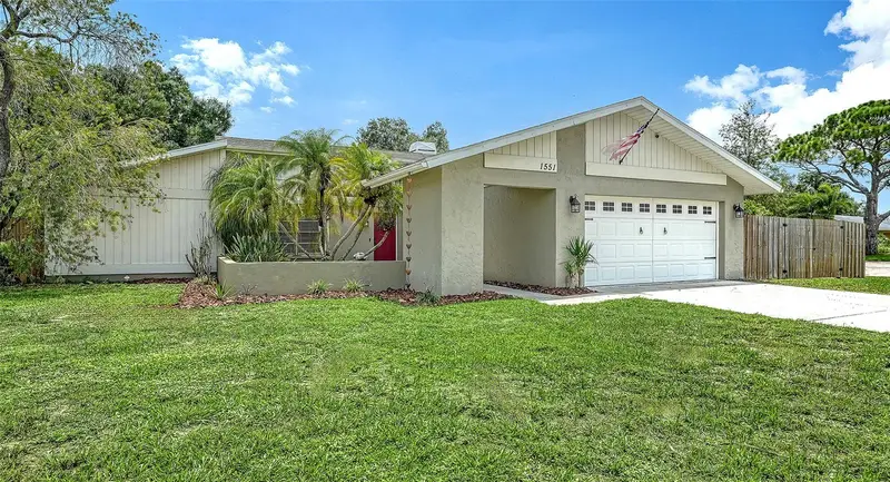 1551 Georgetowne Ln, FL