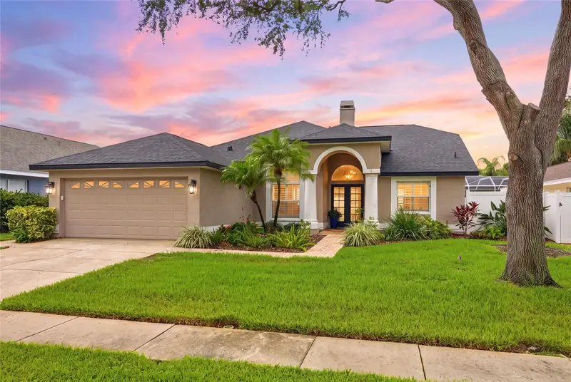 1258 Paradise Lake Dr, FL