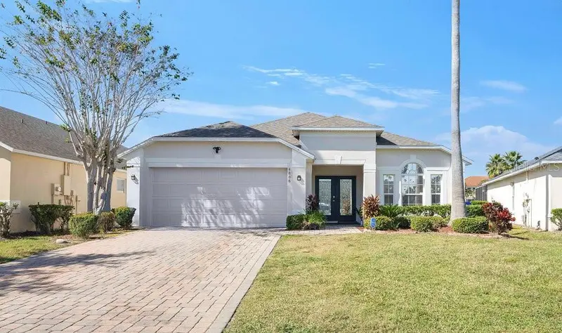 4806 Cumbrian Lakes Dr, FL