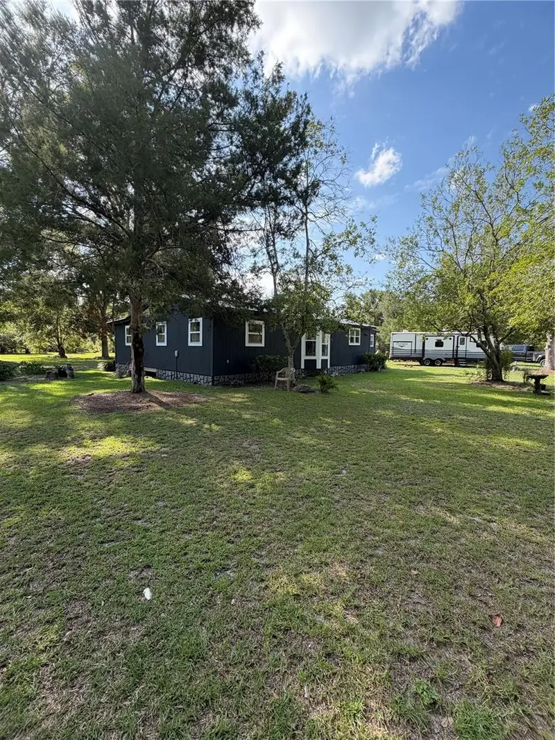 5649 209th Rd, FL