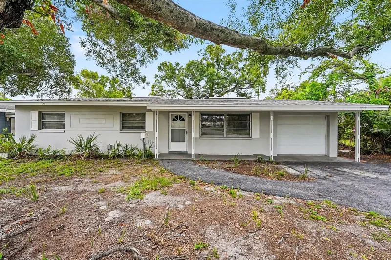 2098 62nd Ter S, FL
