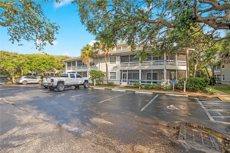 4303 Sea Mist Dr #224, FL