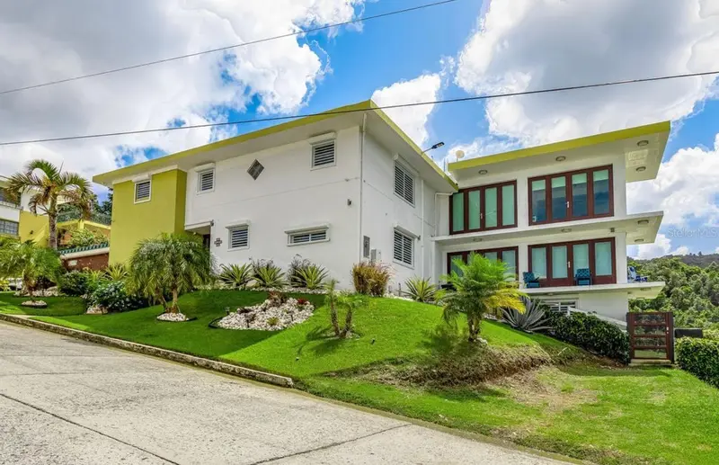 Calle 2 Carretera Oeste 169 #169, PR