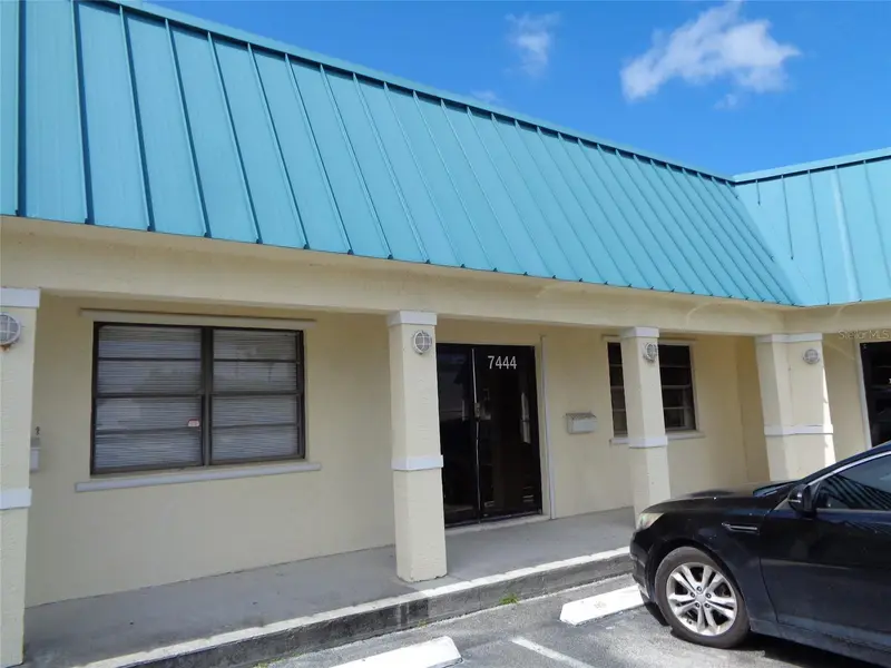 7444 S Federal Hwy Hwy, FL