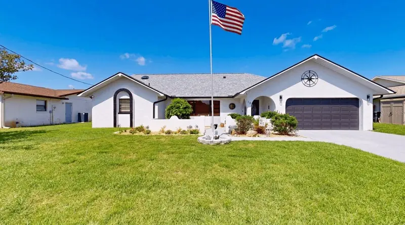 12 Classic Ct S, FL