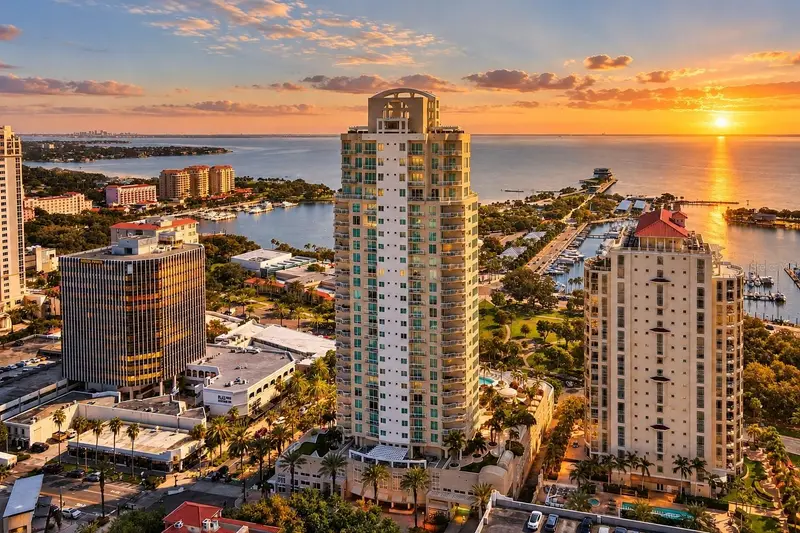 180 Beach Dr Ne #502, FL