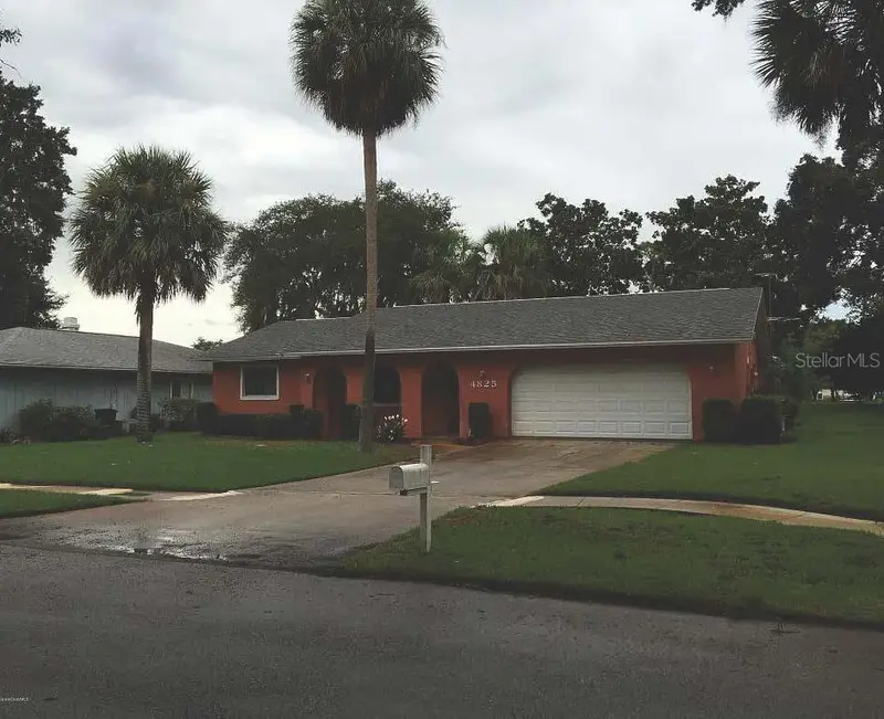 4825 Squires Dr, FL