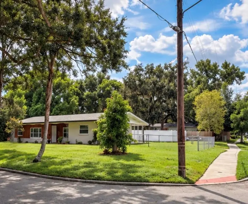 2410 Lando Ln, FL