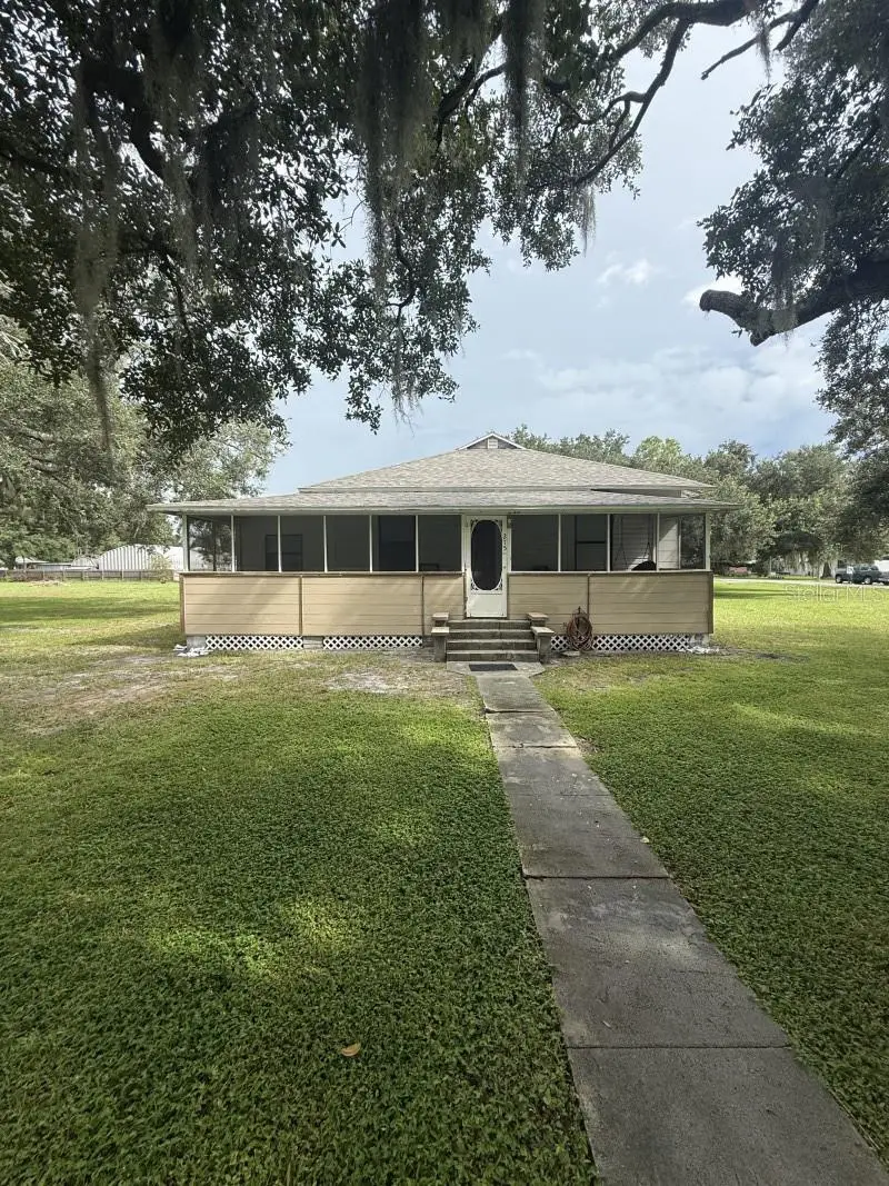 275 Temple St, FL