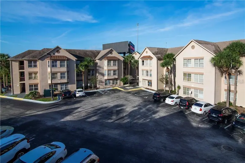3100 Parkway Blvd #726, FL