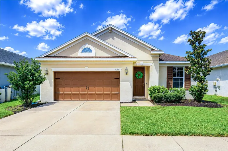 4749 Rolling Green Dr, FL