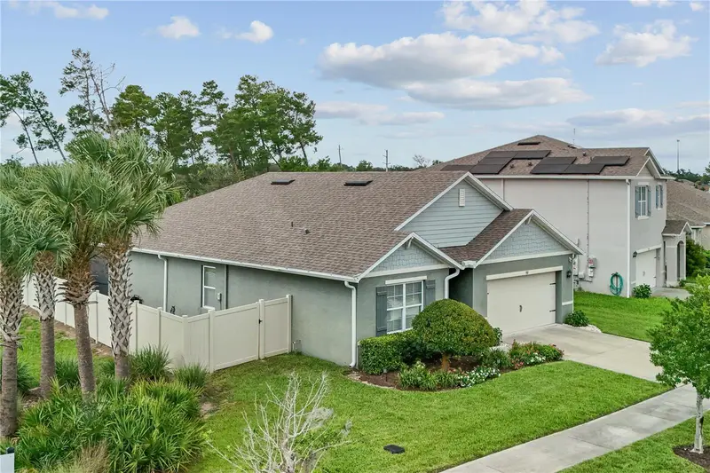 907 Guadalupe, FL