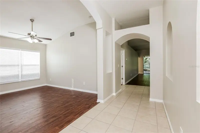 1717 Erin Brooke Dr, FL