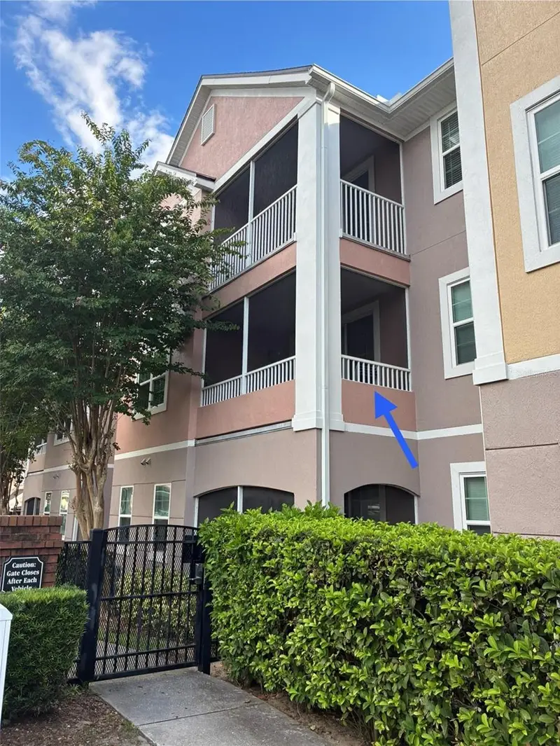 3315 Parkchester Square Blvd #206, FL