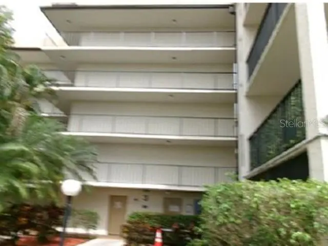 6190 Woodlands Blvd #309, FL