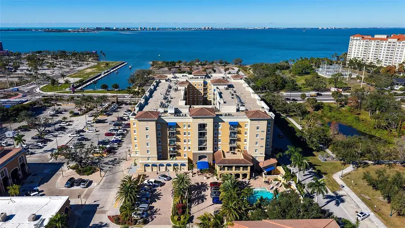 1064 N Tamiami Trl #1122, FL
