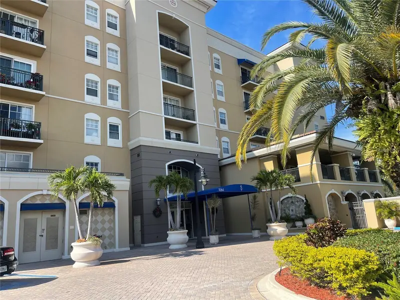 1064 N Tamiami Trl #1122, FL