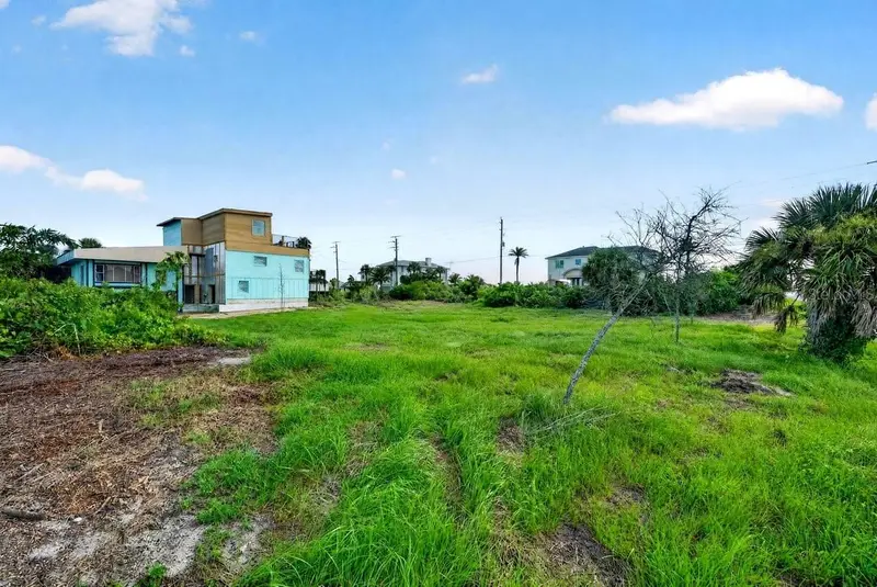 4738 S Atlantic Ave, FL