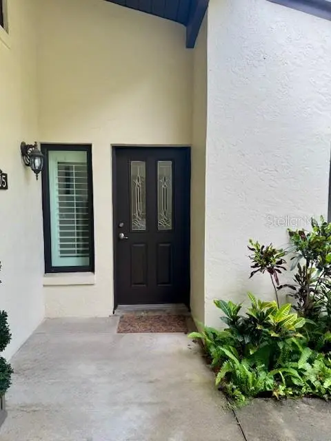 1637 Se Paradise Cir #205, FL