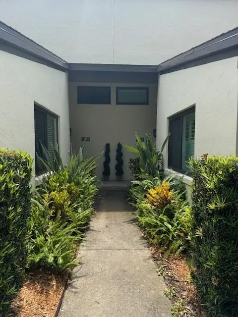 1637 Se Paradise Cir #205, FL