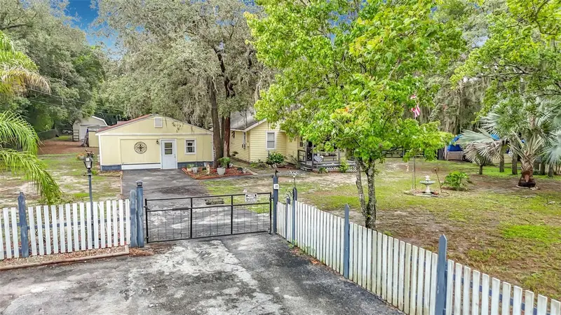 11705 Mary Lou Dr, FL