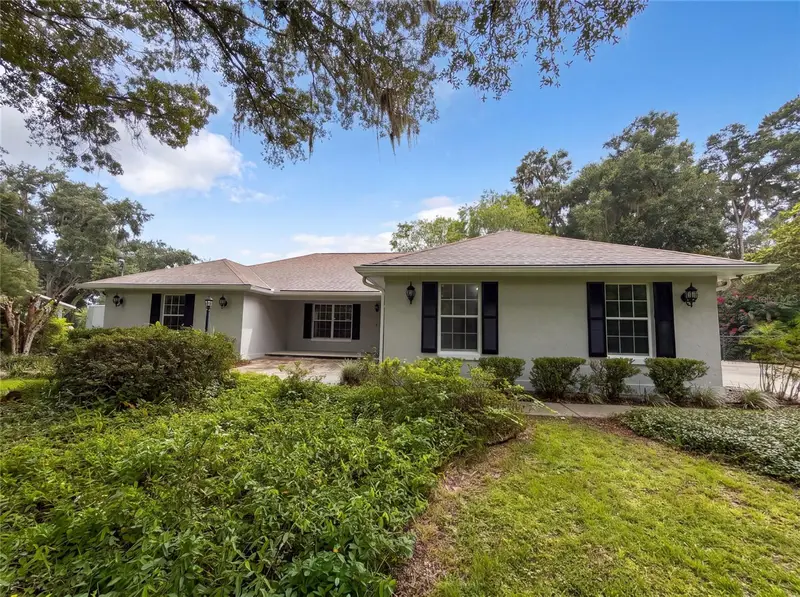 11540 Camp Dr, FL