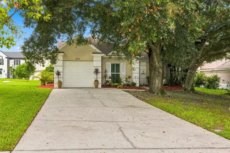 934 Berkley Ct N, FL