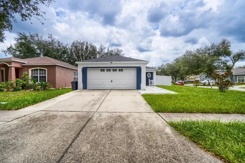 701 Periwinkle Pointe Pl, FL