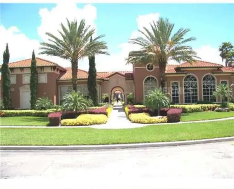 5566 Metrowest Blvd #301, FL