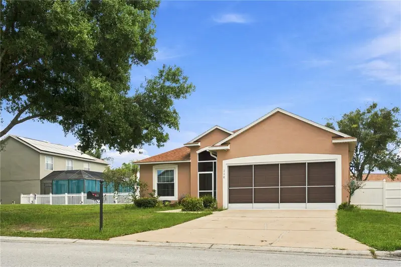 110 Knollwood Dr, FL