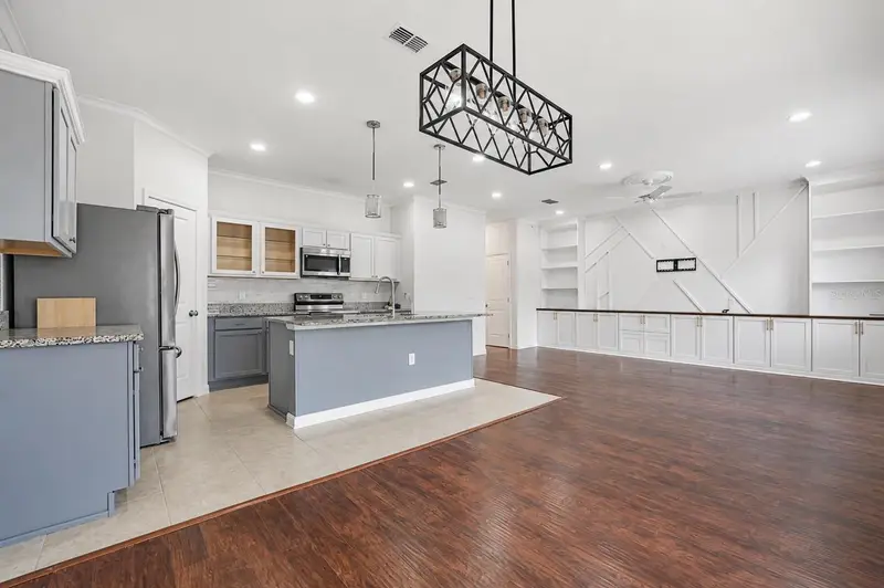 2270 Hemingway Cir, FL