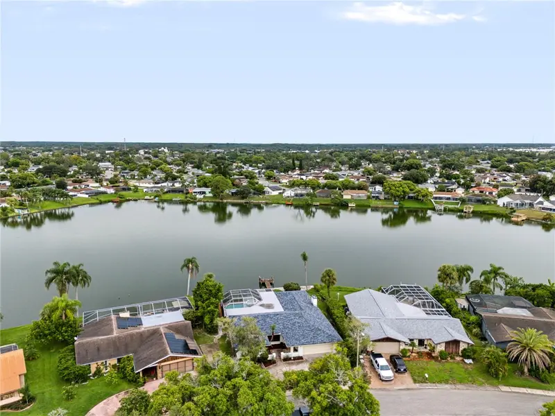 9520 Lake Christina Ln, FL