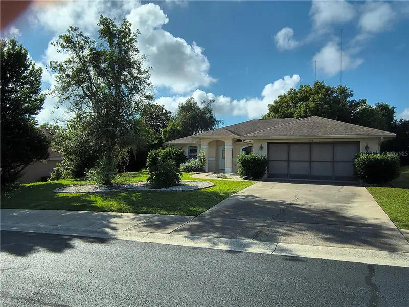 3716 E Cove Park Trl, FL
