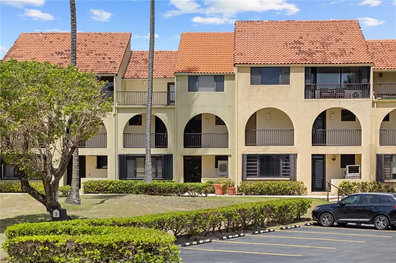 Dr Beach Village #119, PR