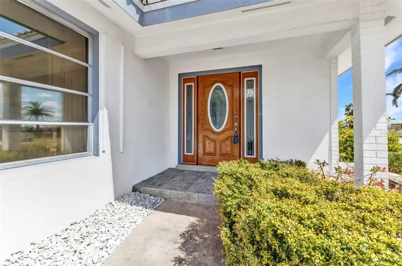 2350 W Marion Ave, FL