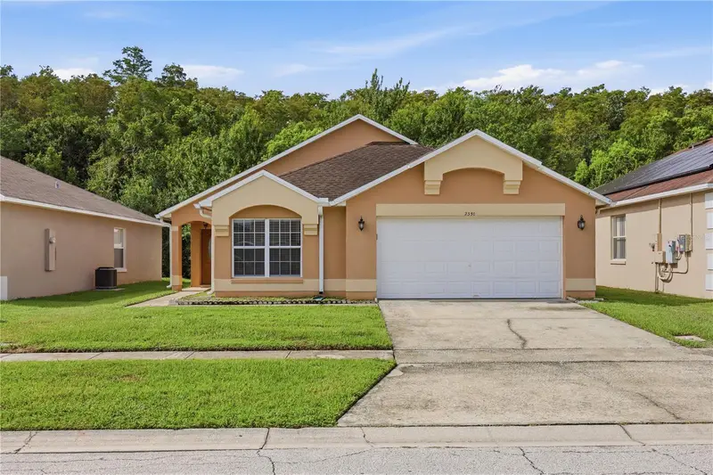 2350 Topaz Trl, FL
