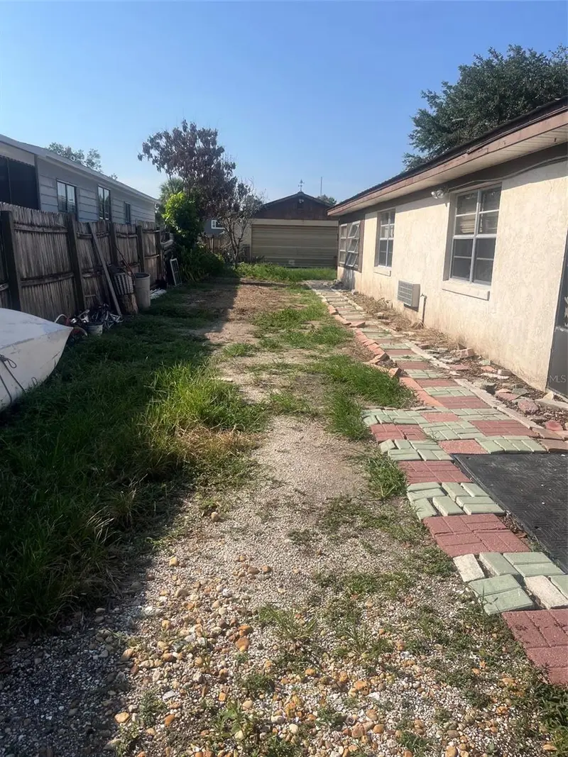 214 Indian Creek Rd, FL
