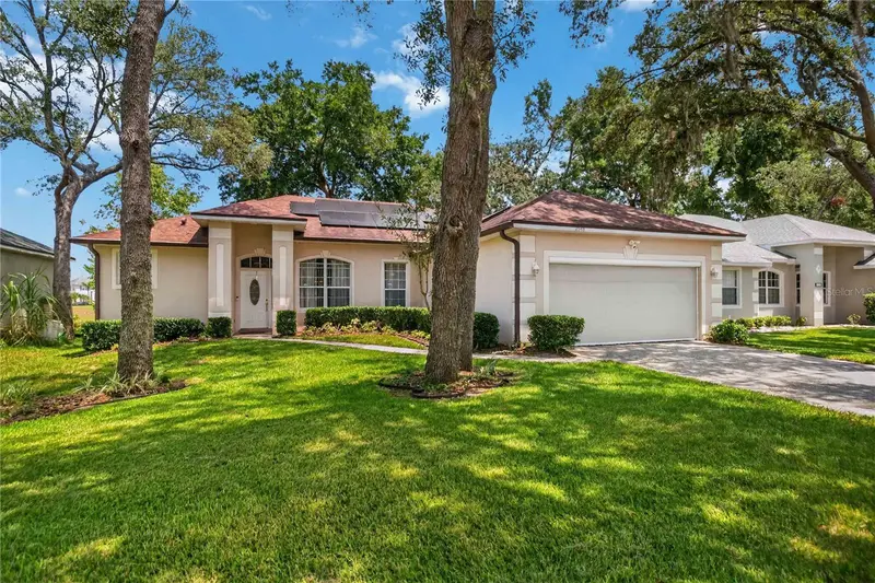 2548 Tall Maple Loop, FL