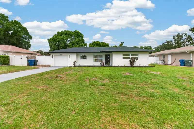 599 Woodland Dr, FL