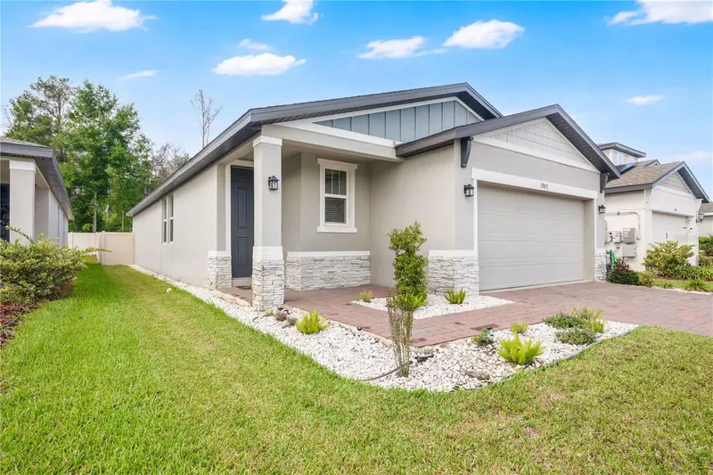 17403 Million Lakes Ct, FL
