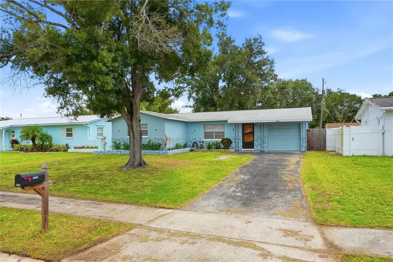 8765 55th Way N, FL