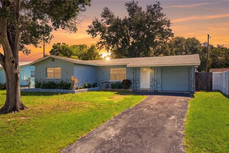 8765 55th Way N, FL