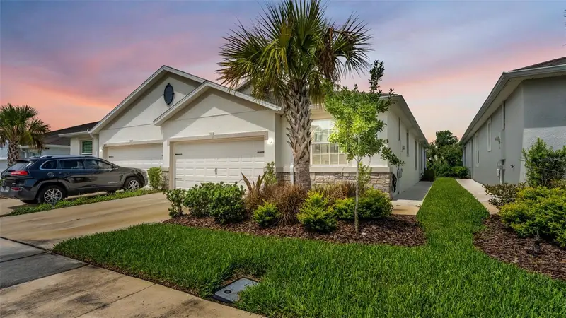 3817 Stormy Thistle Pl, FL