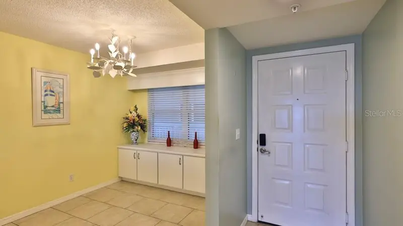 4 Oceans West Blvd #508d, FL
