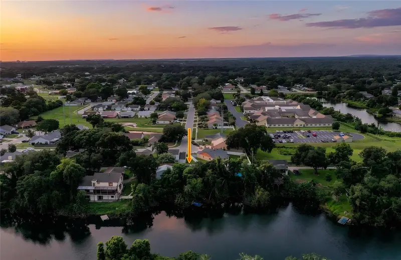 950 Lake Cove Trl, FL