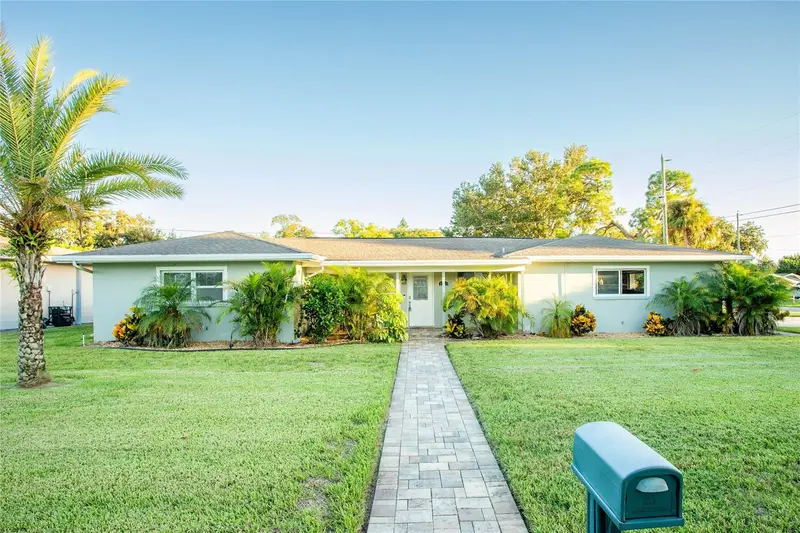 2001 Magnolia Dr, FL