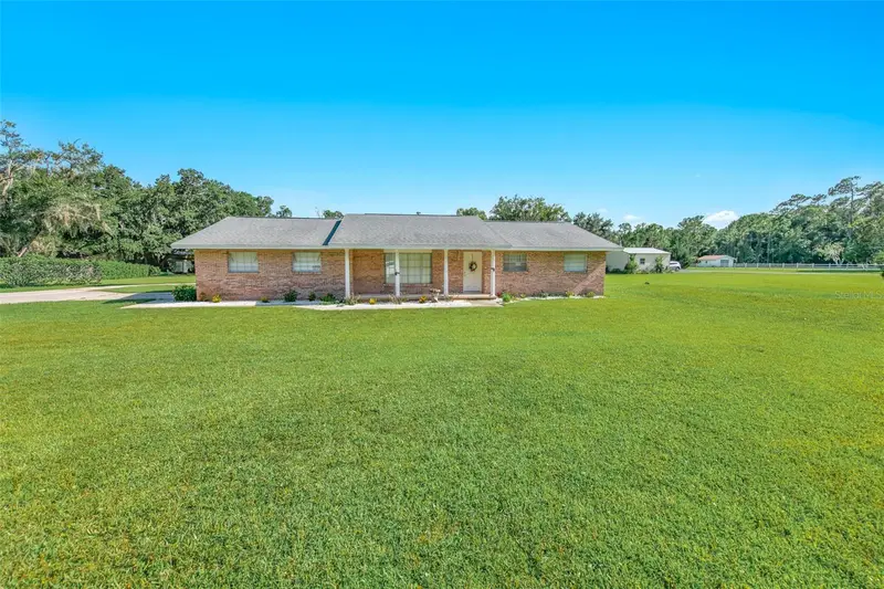 2041 Halifax Dr, FL