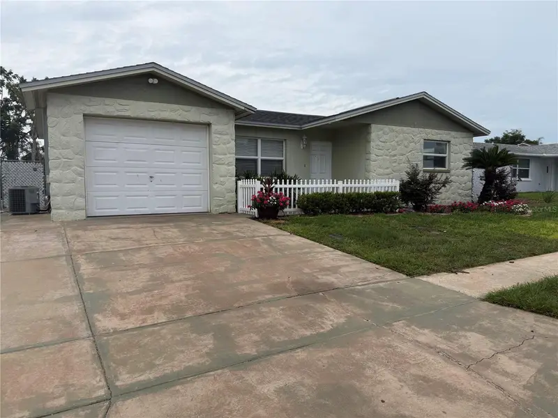 6310 Diamond Drive Dr, FL