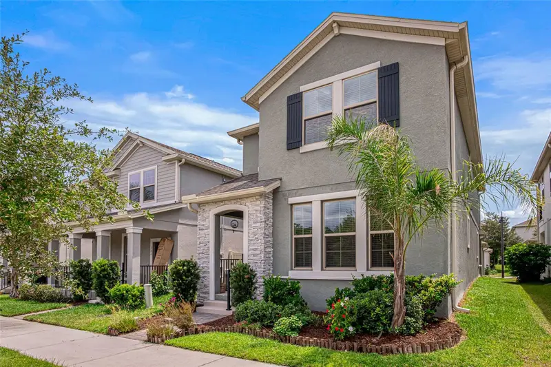225 Gentle Breeze Ln, FL