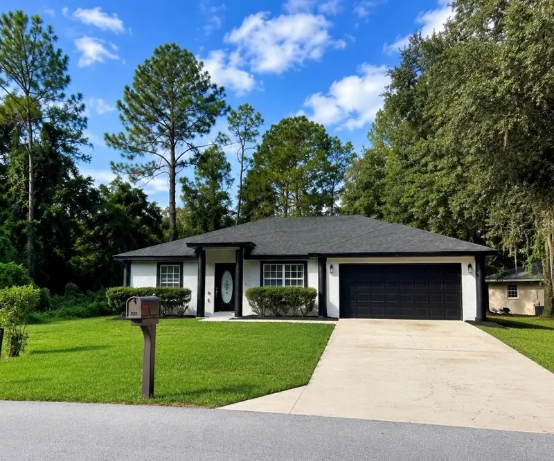 28 Locust Dr, FL